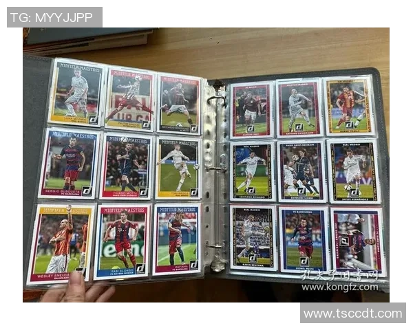 全新四人模板足球球星卡限量版发布,带你体验足球激情与收藏乐趣