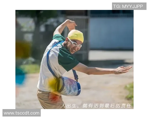 足球巨星与爱犬的深厚情谊如何展现他们的温情与生活态度