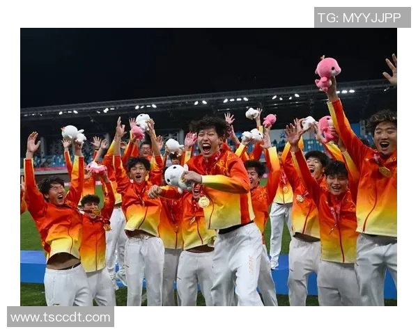 足球球星的中国外号大揭秘 哪些球员拥有独特的中国昵称和称呼